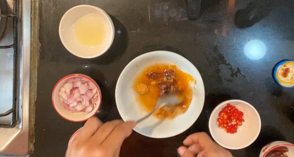 6 ยำผักกูดหมูสับกุ้งสด??