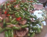 Foto langkah ke 4 dari resep Asem Asem Daging Buncis.