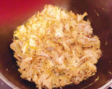 Foto del paso 14 de la receta: Fideos al vapor con pollo السفة مدفونة