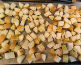 Zellerkrémleves, pirított kiflivel, sajtropogóssal recept fázis 6 fotója