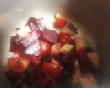 A picture of step 1 of Beetroot and potato soup.