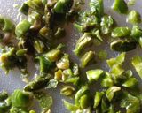 A picture of step 3 of Kesar malai kulfi.