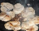 Foto del paso 3 de la receta: Chuletas de cerdo al disco
