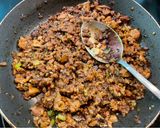 A picture of step 5 of Dry dandan noodles.