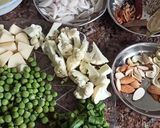 A picture of step 1 of Vegetable Pulao.