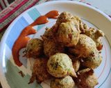 A picture of step 4 of Methi gota.