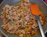 Foto del paso 1 de la receta: Saquitos de oblea con calabaza y cerdo