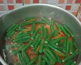 Foto langkah ke 1 dari resep 417# Urab daun kencur.
