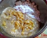 A picture of step 3 of Banana Gulgule.