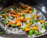 A picture of step 1 of Schezwan Rice.