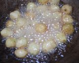 Foto langkah ke 2 dari resep Daging rempah kuah kuning.