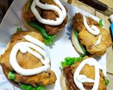 A picture of step 1 of Western Barbeque Burger.