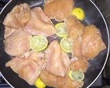 Foto del paso 3 de la receta: Pollo al puerro