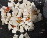Foto langkah ke 3 dari resep Tumis Tahu Kemangi Pedas Sederhana.