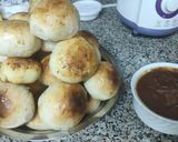 A picture of step 7 of Baked Vada Pav.