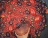 Foto del paso 2 de la receta: Spaghetti con aceitunas de Kalamata, alcaparras y cherry