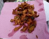 A picture of step 8 of Crispy Vegetable Pakoras.