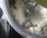 A picture of step 3 of No bake lemon cheese cake.
