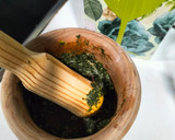 Foto del paso 2 de la receta: Merluza en salsa verde con frutos secos
