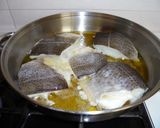 Foto del paso 10 de la receta Bacalao al pil pil y ñoras