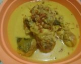 Foto langkah ke 6 dari resep Opor Ayam Bumbu Kuning.