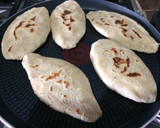 Foto del paso 4 de la receta: Tlacoyos rellenos de quesillo