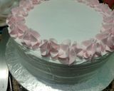 A picture of step 10 of Cocktail cream cake 🎂.