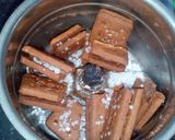 A picture of step 1 of Christmas baby choco cake.