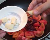 A picture of step 2 of Pizza Sauce.
