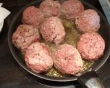 Foto del paso 2 de la receta: Ambóndigas rellenas de huevo