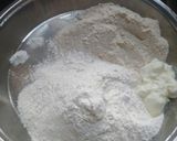 A picture of step 1 of Tandoori Roti.