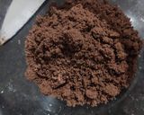 A picture of step 2 of Bubble Oreo Chocolates.