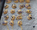 Foto langkah ke 3 dari resep Egg Cookies.