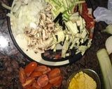 Foto del paso 1 de la receta: Salteadito de verduras con arroz! 🤪