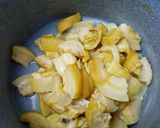 Foto langkah ke 2 dari resep Tumis Kikil Kulit Sapi.