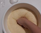 Foto langkah ke 5 dari resep Soft Bread Tangzhong.
