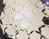 Foto del paso 3 de la receta: Receta básica de galletitas sin gluten y sin lácteos, fáciles y económicas