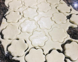 Foto del paso 3 de la receta: Receta básica de galletitas sin gluten y sin lácteos, fáciles y económicas