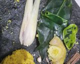Foto langkah ke 1 dari resep Soto Ayam Favorit.