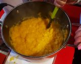 Foto del paso 3 de la receta: Puré de zapallo con fritos de lechuga