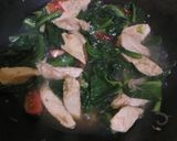 Foto langkah ke 6 dari resep Cah Ceciwis Fish Roll.