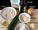 Foto del paso 1 de la receta: Risotto de calabacín y queso de cabra