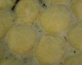 Foto langkah ke 5 dari resep Donat sate /donuts satay, cemilan anak.