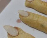 Foto del paso 5 de la receta: Galletas veganas dedos de bruja