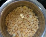 A picture of step 1 of Authentic Pindi Chole.
