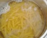 Foto del paso 1 de la receta: Penne con atún a lo Kalandrie.