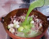 A picture of step 6 of Quick and Delicious Carne en su Jugo.