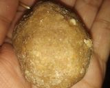 A picture of step 3 of Wheat pinni.