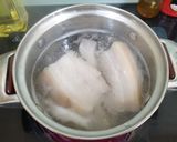 Hình bước làm 2 của món Thịt luộc nước dừa