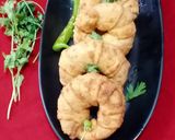 A picture of step 5 of Ring samosa.